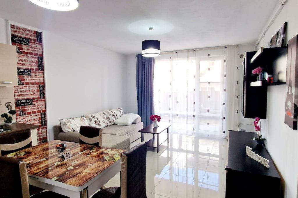 Flh - Garden Grill Escape Appartement Sibiu Buitenkant foto